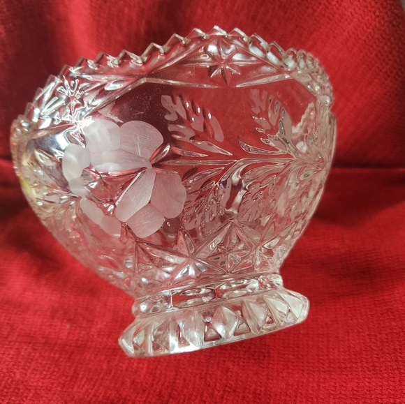 Crystal zajegar bowl 24% lead sawtooth and flower design - Picture 6 of 12